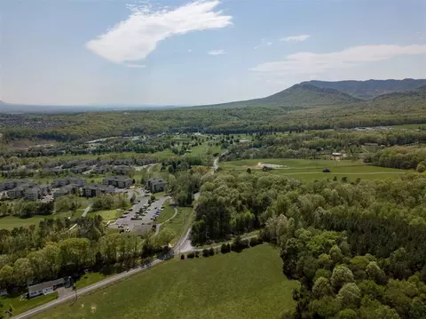 0000 Resort Dr, Mcgaheysville, VA 22840