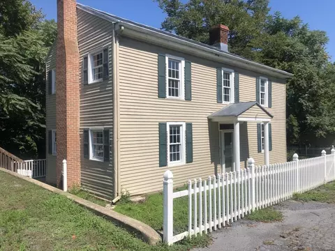 727 S Main St S, Mount Crawford, VA 22841