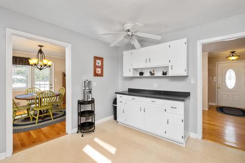 1900 Forest Dr, Waynesboro, VA 22980 photo 17