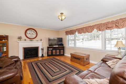 1900 Forest Dr, Waynesboro, VA 22980 photo 7