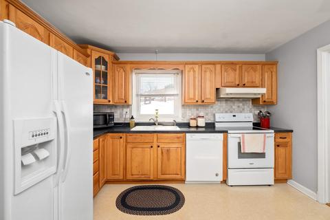 1900 Forest Dr, Waynesboro, VA 22980 photo 18