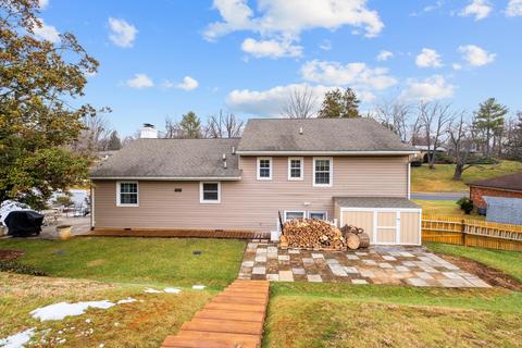 1900 Forest Dr, Waynesboro, VA 22980 photo 39