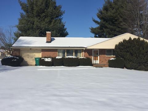 716 Hillview Dr, Dayton, VA 22821 photo 1