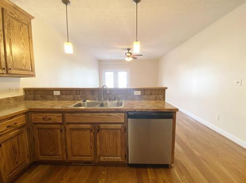 47 Gemstone Dr, Stuarts Draft, VA 24477 photo 11