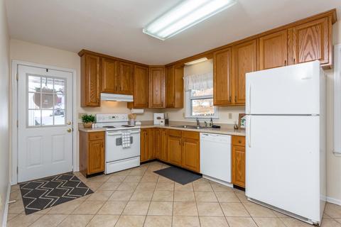 7561 Wright Cir, Bridgewater, VA 22812 photo 2