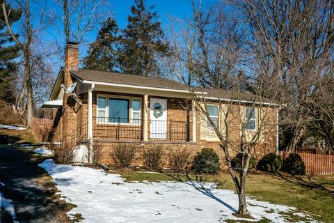 7561 Wright Cir, Bridgewater, VA 22812 photo 1