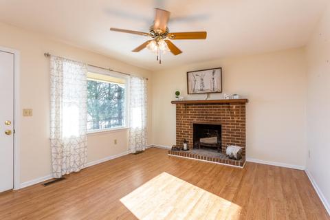 7561 Wright Cir, Bridgewater, VA 22812 photo 4