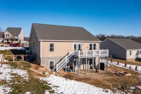 22 Upland Ct, Stuarts Draft, VA 24477 photo 6