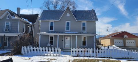 509 Third St, Shenandoah, VA 22849 photo 2