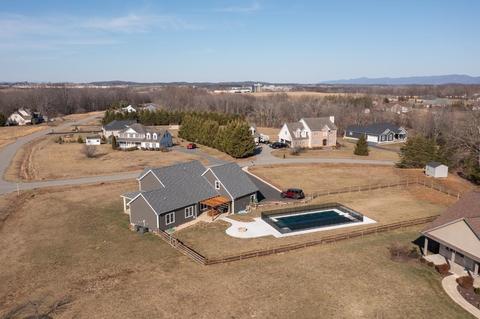 346 Hampton Dr, Stuarts Draft, VA 24477 photo 12