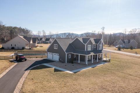 346 Hampton Dr, Stuarts Draft, VA 24477 photo 6
