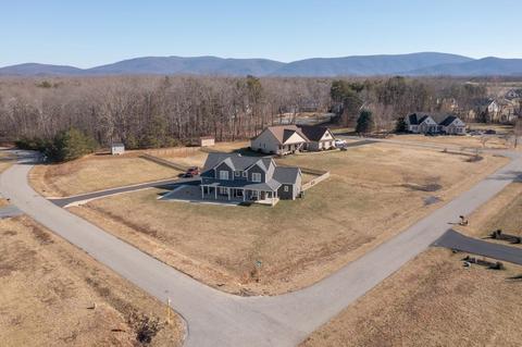 346 Hampton Dr, Stuarts Draft, VA 24477 photo 16
