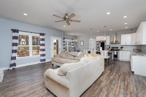 346 Hampton Dr, Stuarts Draft, VA 24477 photo 20