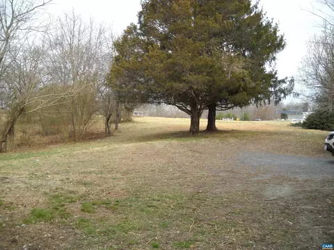 2723 W Bottom Rd, Fork Union, VA 23055 photo 4