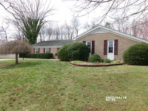 25 Brighton Ct, Stuarts Draft, VA 24477 photo 5