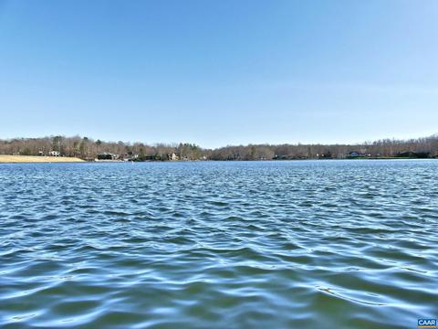 2 Marina Point, Palmyra, VA 22963 photo 3