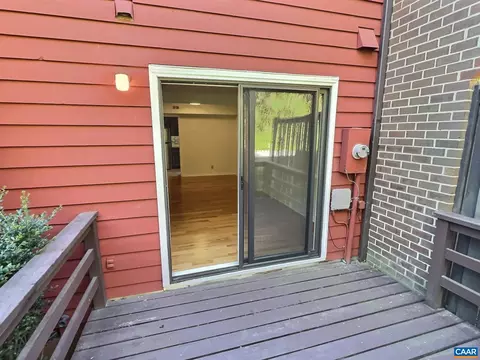 974 Sutton Ct, Charlottesville, VA 22901 photo 25