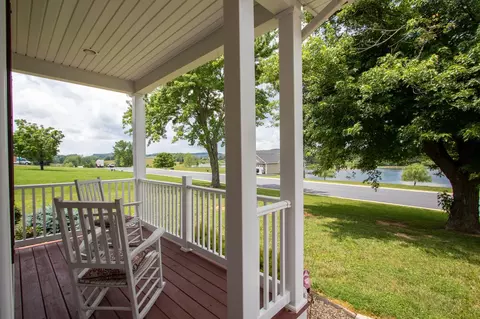 152 Waterfront Dr, Raphine, VA 24472 photo 3