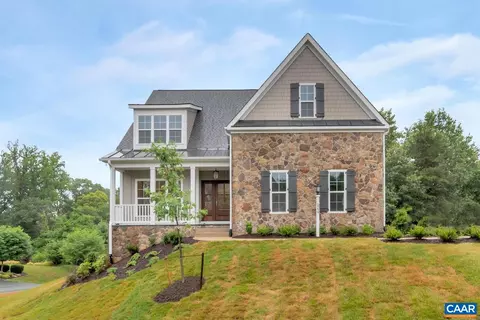 864 Carlyle Pl, Charlottesville, VA 22903