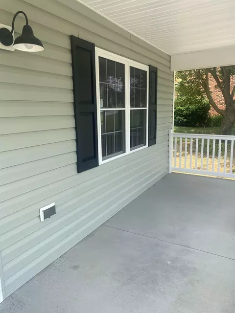 25 Stuart Ave, Stuarts Draft, VA 24477 photo 11