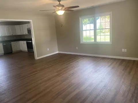 25 Stuart Ave, Stuarts Draft, VA 24477 photo 12