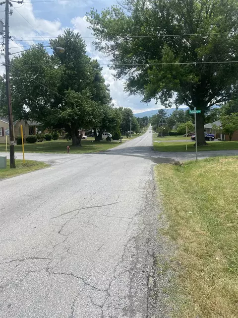 25 Stuart Ave, Stuarts Draft, VA 24477 photo 27