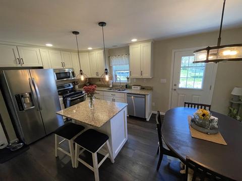 127 Lake Rd, Stuarts Draft, VA 24477 photo 11