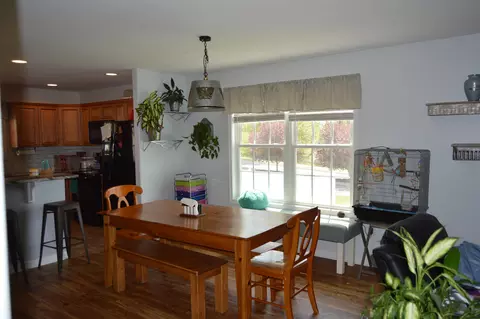 117 Lofty Cir, Stuarts Draft, VA 24477 photo 5