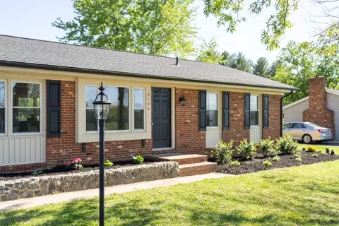 3124 Lyndhurst Rd, Stuarts Draft, VA 24477 photo 5