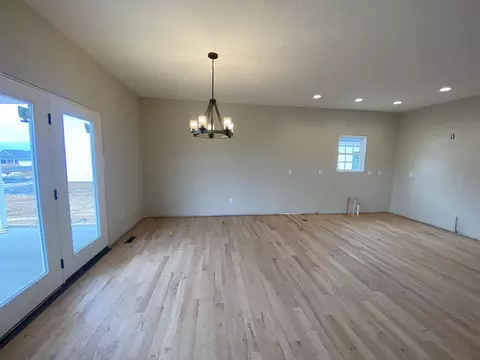 150 Stone Dr, Stuarts Draft, VA 24477 photo 5