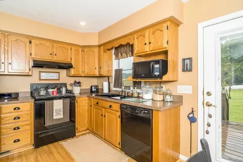 962 Mt Solon Rd, Mount Solon, VA 22843 photo 3
