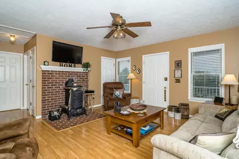 962 Mt Solon Rd, Mount Solon, VA 22843 photo 6