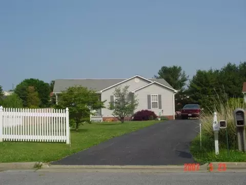 537 Link Rd, Waynesboro, VA 22980 photo 1