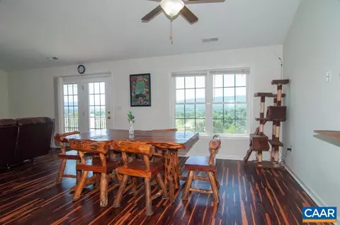 60 Upland Ct, Stuarts Draft, VA 24477 photo 10