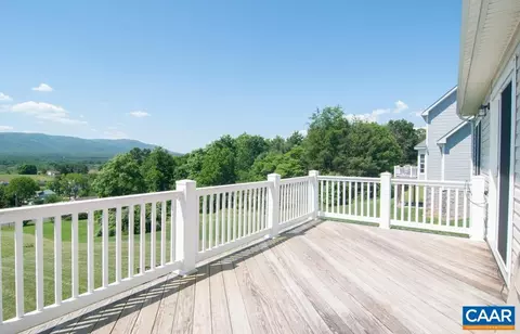 60 Upland Ct, Stuarts Draft, VA 24477 photo 38