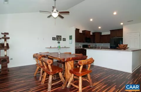 60 Upland Ct, Stuarts Draft, VA 24477 photo 12