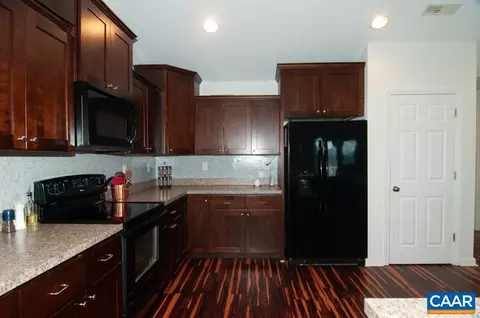 60 Upland Ct, Stuarts Draft, VA 24477 photo 7