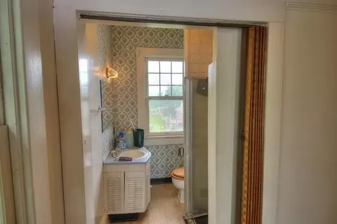 239 Stuart Ave, Stuarts Draft, VA 24477 photo 16