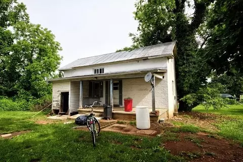239 Stuart Ave, Stuarts Draft, VA 24477 photo 47