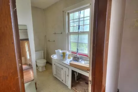239 Stuart Ave, Stuarts Draft, VA 24477 photo 11