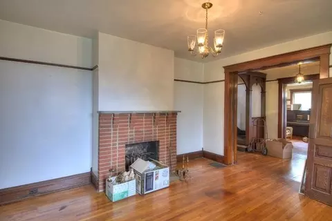 239 Stuart Ave, Stuarts Draft, VA 24477 photo 4