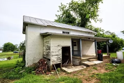 239 Stuart Ave, Stuarts Draft, VA 24477 photo 55
