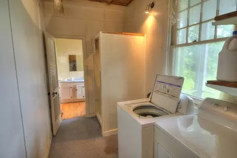 239 Stuart Ave, Stuarts Draft, VA 24477 photo 7