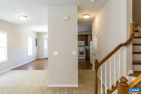 156 Villa Cir, Palmyra, VA 22963 photo 7