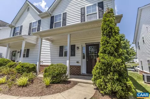 156 Villa Cir, Palmyra, VA 22963 photo 2