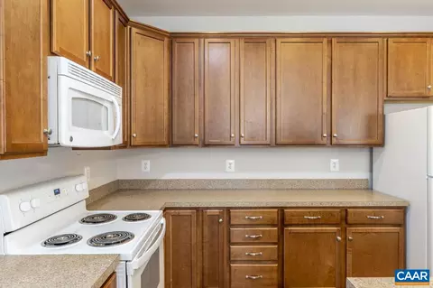 156 Villa Cir, Palmyra, VA 22963 photo 16