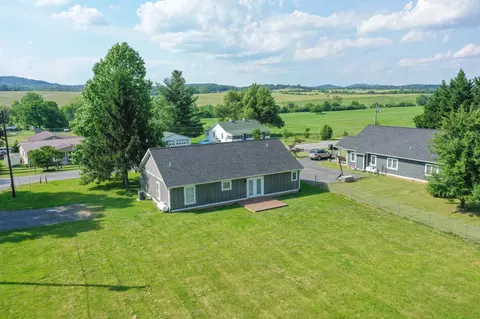 115 Guthrie Rd, Stuarts Draft, VA 24477 photo 5