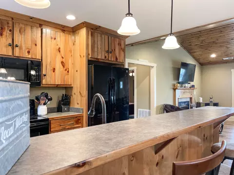 115 Guthrie Rd, Stuarts Draft, VA 24477 photo 17
