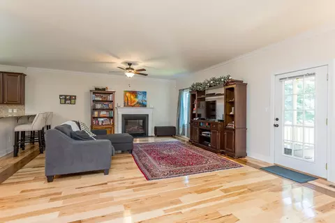 1018 Pendleton Dr, Waynesboro, VA 22980 photo 17