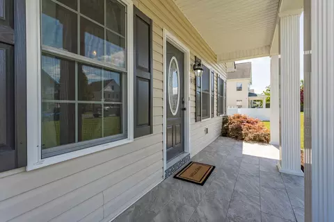 1018 Pendleton Dr, Waynesboro, VA 22980 photo 3